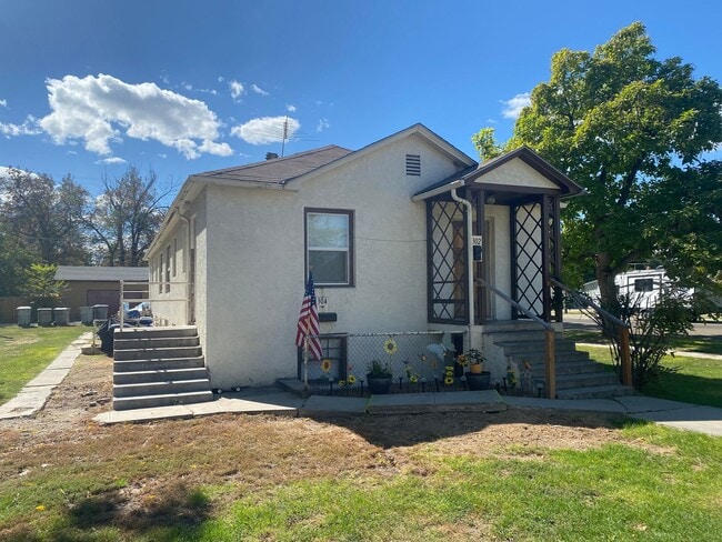 property at 304 Dearborn St