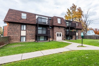 Sheridan Drive Apartments in Tonawanda, NY - Foto de edificio - Building Photo