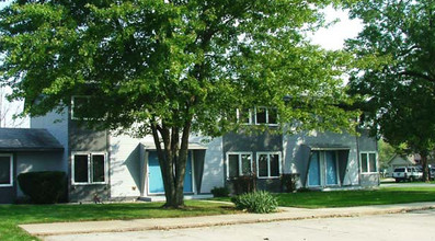 Mayfield Apartments in Fort Wayne, IN - Building Photo - Building Photo