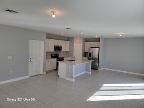 4518 Dow Ln in Lake Worth Beach, FL - Building Photo - Building Photo