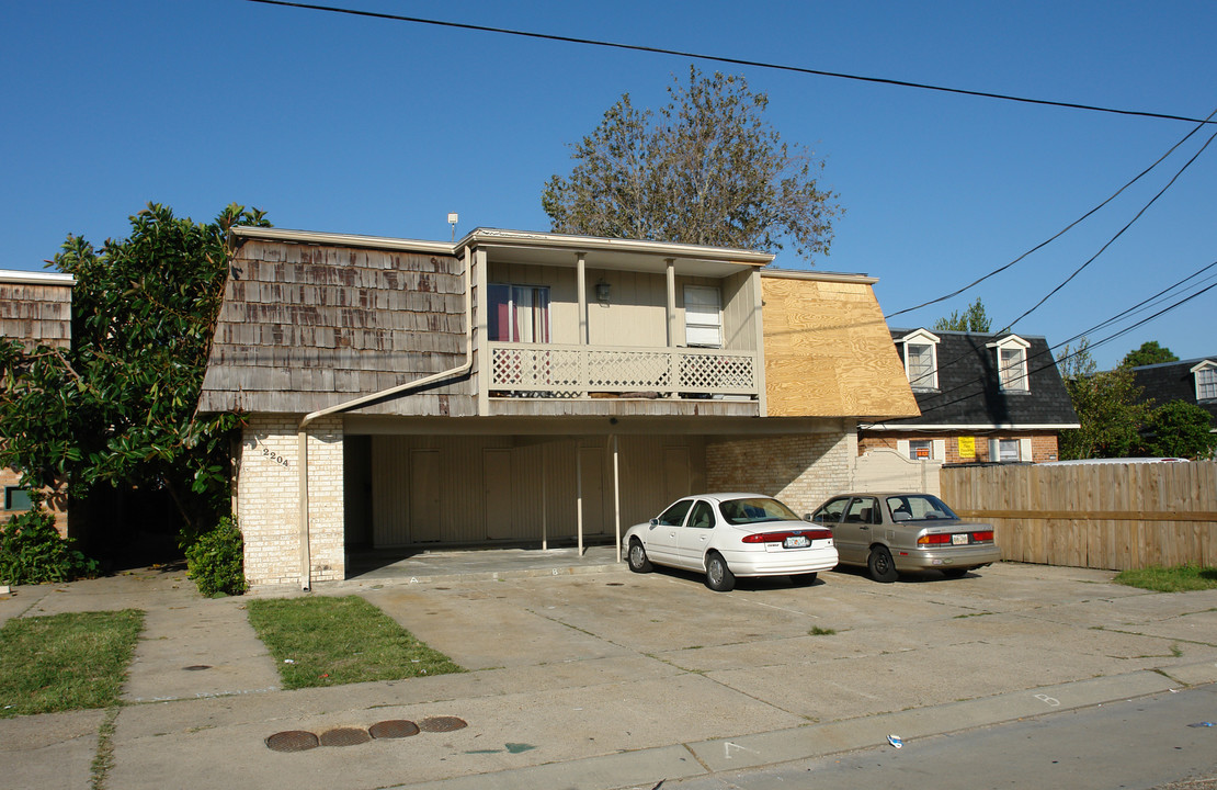 2204 Giuffrias Ave in Metairie, LA - Building Photo