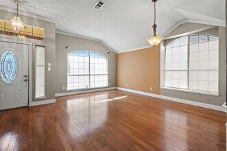 5636 Creekhollow Dr in Arlington, TX - Building Photo - Building Photo