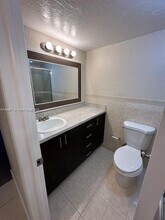 7980 N French Dr in Pembroke Pines, FL - Building Photo - Building Photo