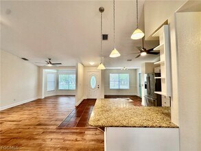 6840 Cadet Ave in Ft. Myers, FL - Building Photo - Building Photo