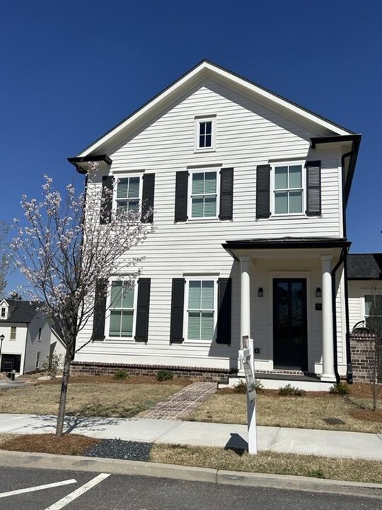 1008 Flannery Row in Dacula, GA - Building Photo