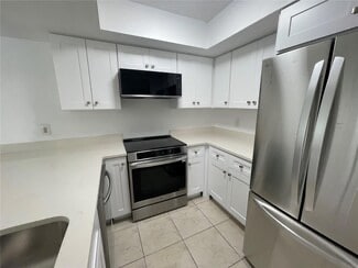 5112 70th Pl in Pinellas Park, FL - Building Photo - Building Photo