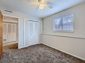 515 Sunset Rd in Colorado Springs, CO - Building Photo - Building Photo