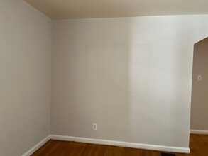 5240 Warren Ave in Norwood, OH - Building Photo - Building Photo