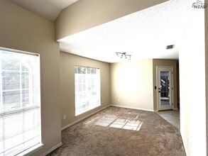 4826 Shenandoah Dr in Wichita Falls, TX - Building Photo - Building Photo