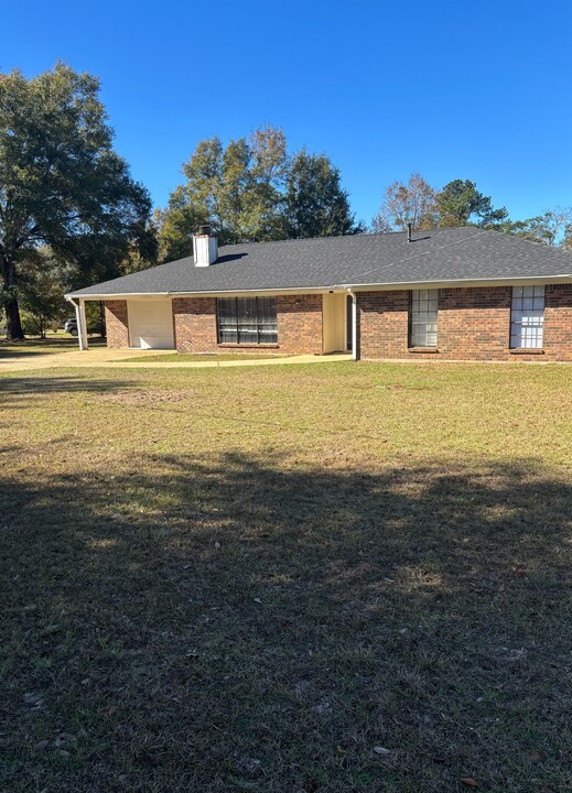 9160 Homestead Ct in Semmes, AL - Building Photo