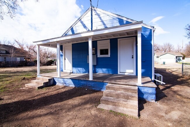 1114 N Ohio Ave, Unit 1 in Wichita, KS - Building Photo - Building Photo