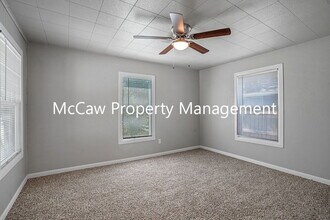 303 Dunn St in Waxahachie, TX - Building Photo - Building Photo