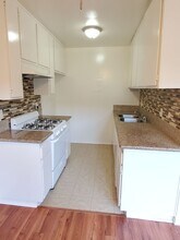 120 - 801 E Palmer Ave in Glendale, CA - Building Photo - Interior Photo