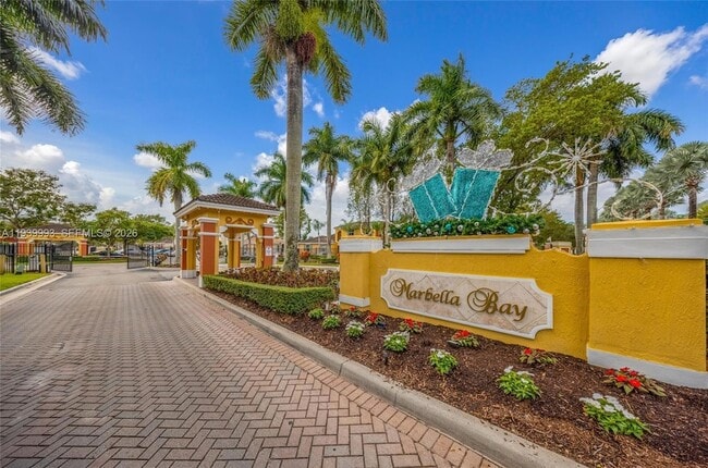 951 NE 42nd Terrace in Homestead, FL - Building Photo - Building Photo