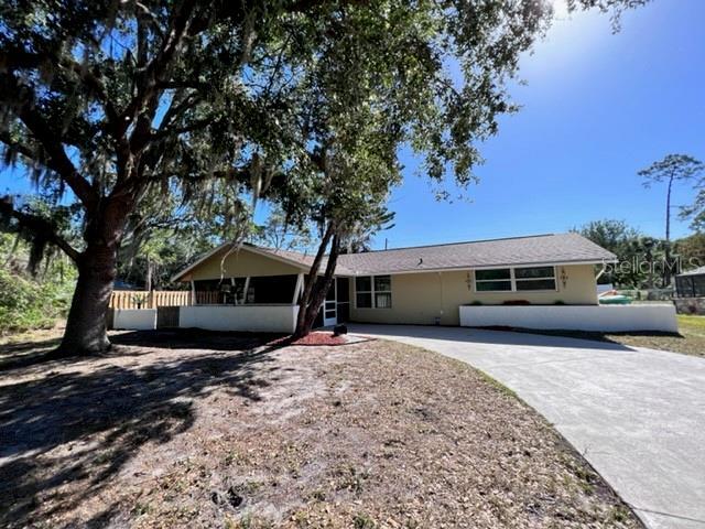 property at 424 Vannell St