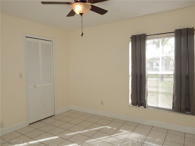 property at 424 SW 38th Pl