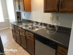 4834 Walden Glen St in Memphis, TN - Building Photo - Building Photo