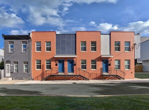 Sharswood Crossing in Philadelphia, PA - Foto de edificio - Building Photo