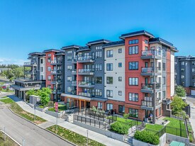 Tache at Grandin Parc Village in St. Albert, AB - Building Photo