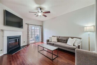 2296 Leicester Way SE in Atlanta, GA - Building Photo - Building Photo