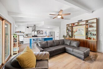 5206 Suburban Dr in Austin, TX - Building Photo - Building Photo