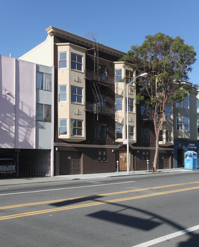 1476 Valencia St in San Francisco, CA - Building Photo - Building Photo