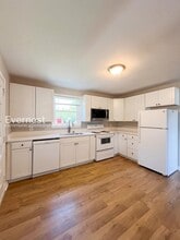 3233 Southlake Dr in Nashville, TN - Foto de edificio - Building Photo