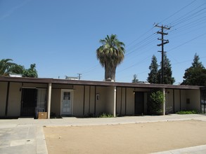 3231-3235 N Fruit Ave in Fresno, CA - Foto de edificio - Building Photo