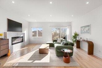 690 Palisade Ave in Cliffside Park, NJ - Building Photo - Building Photo