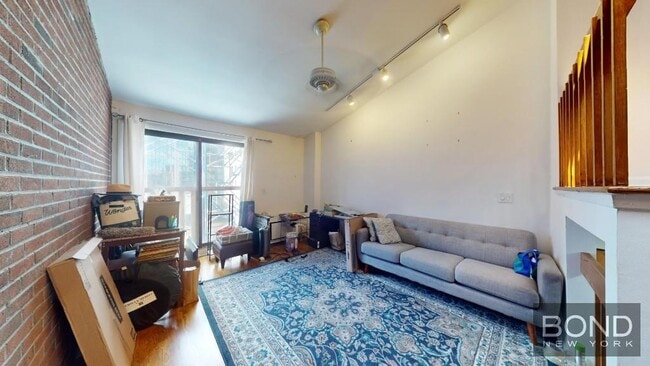 property at 155 E 88th St