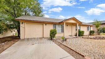 6145 N Old McDonald Dr in Prescott Valley, AZ - Building Photo