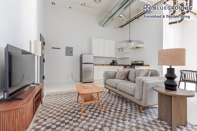 57 Jay St in Brooklyn, NY - Building Photo - Building Photo