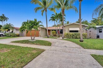 4233 Van Buren St in Hollywood, FL - Building Photo - Building Photo