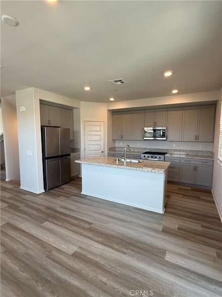 40475 Melrose Dr in Temecula, CA - Building Photo - Building Photo