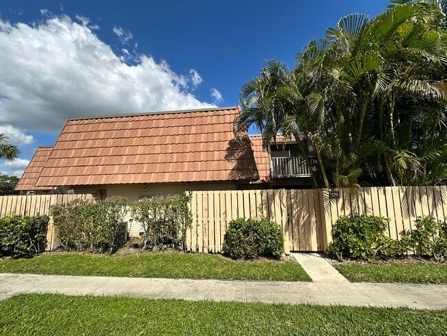 property at 579 Green Springs Pl