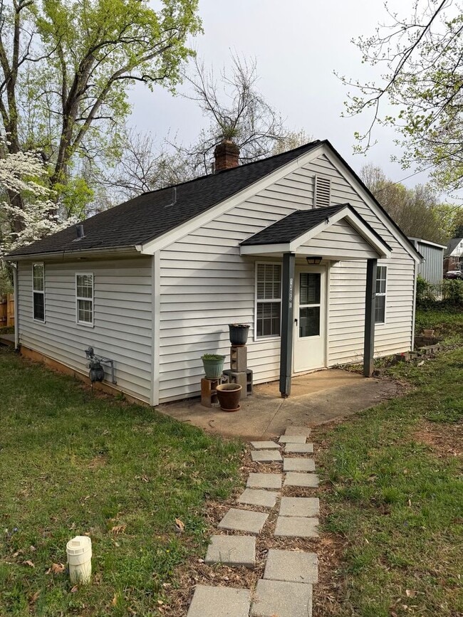 property at 1305 Cherry Ave