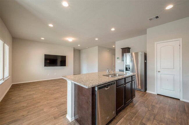 2318 Georgina Falls Dr