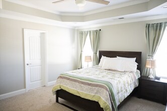 2486 Griffith Rd in Winston-Salem, NC - Building Photo - Building Photo