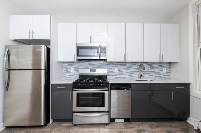 60 Newkirk St in Jersey City, NJ - Building Photo - Building Photo