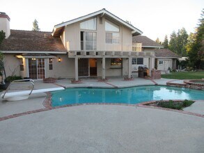 19456 Hiawatha St in Los Angeles, CA - Building Photo - Building Photo