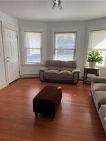 68 Robinson Ave in Pawtucket, RI - Building Photo