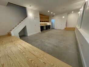 1626 W 21st Pl, Unit 1R in Chicago, IL - Building Photo - Building Photo