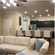 3021 Towers Pkwy, Unit 19 in College Station, TX - Building Photo - Building Photo