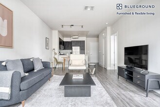 299 Franklin St-Unit -FL6-ID707 in Redwood City, CA - Building Photo - Building Photo