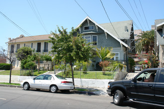 2969 Francis Ave in Los Angeles, CA - Building Photo - Building Photo