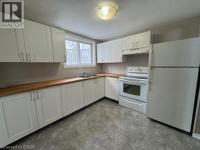 32 Ralgreen Crescent in Kitchener, ON - Building Photo - Building Photo