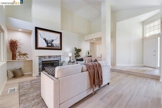 2436 Pismo Ct in Discovery Bay, CA - Building Photo - Building Photo