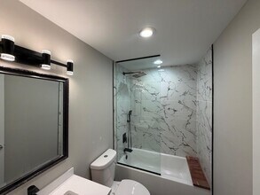 5033 W 82nd Ct in Crown Point, IN - Building Photo - Building Photo