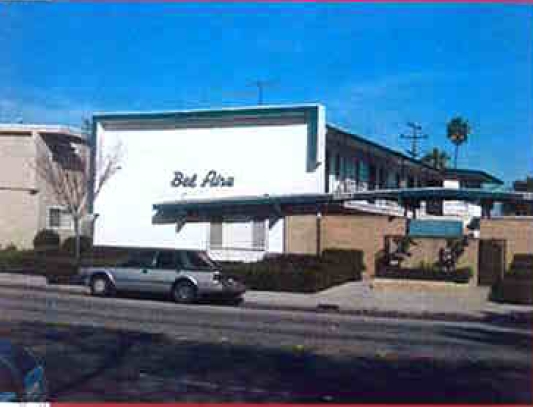 Bel Aire in Bellflower, CA - Foto de edificio