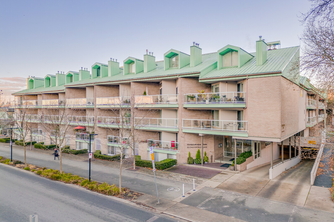 Harbourview Park in North Vancouver, BC - Building Photo